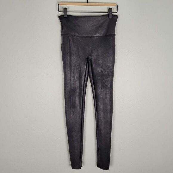 Spanx Size M Faux Leather Leggings Shaping Black - Picture 2 of 12